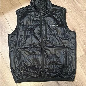 Vineyard Vines Men's Black Puffer Vest